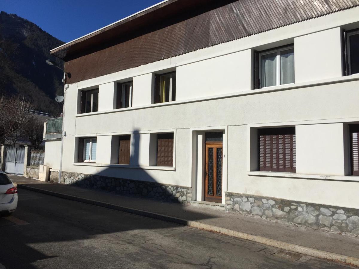 Superbe Appartement A Bourg D'Oisans Avec Terrasse Sud Le Bourg-d'Oisans Ngoại thất bức ảnh